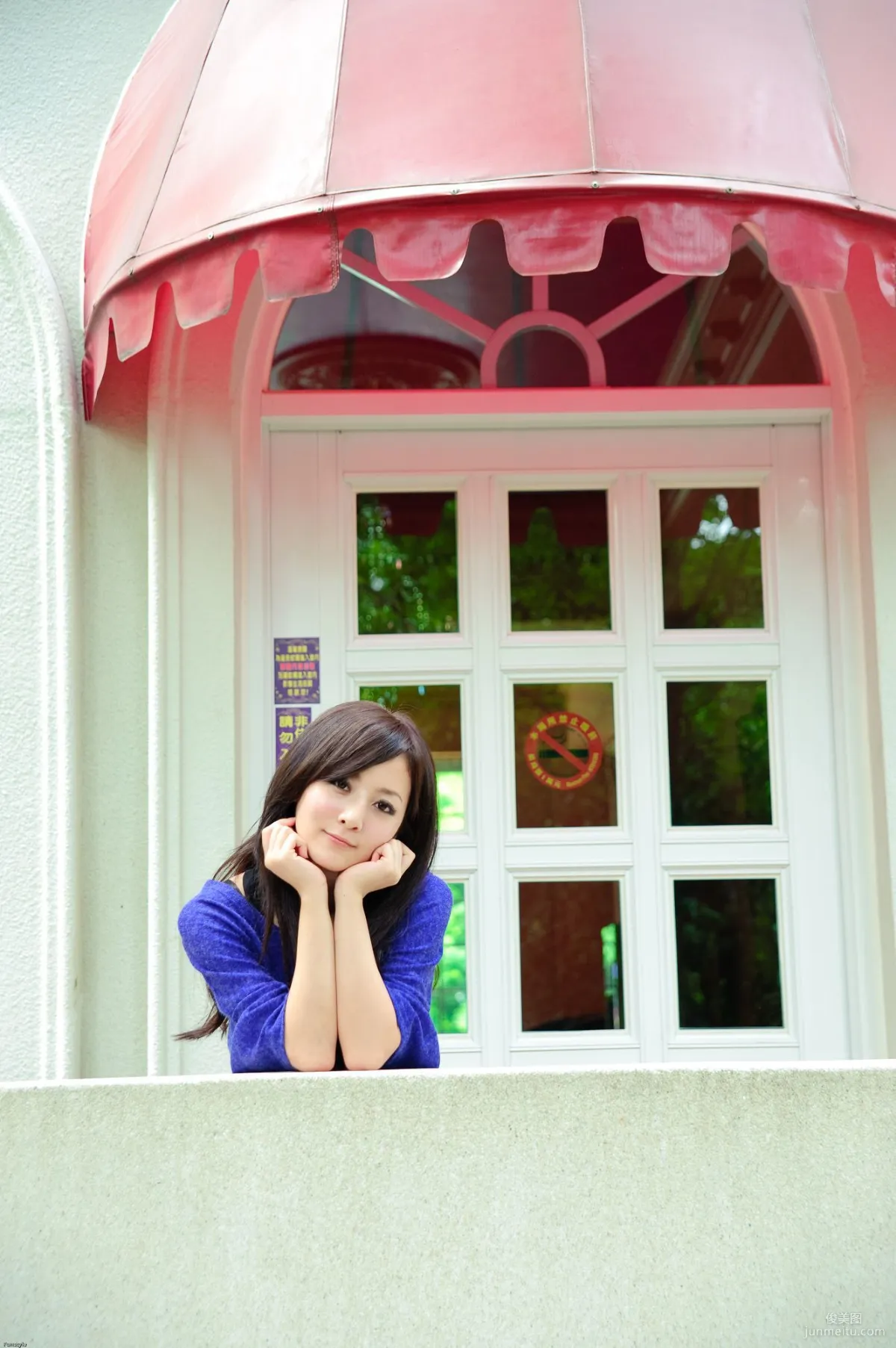果子MM/Mikako《歐莉葉荷外拍》寫真集 16