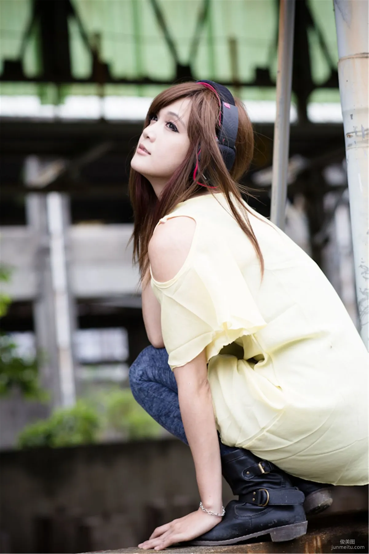 Xiong Weini: Web Idols photo 5