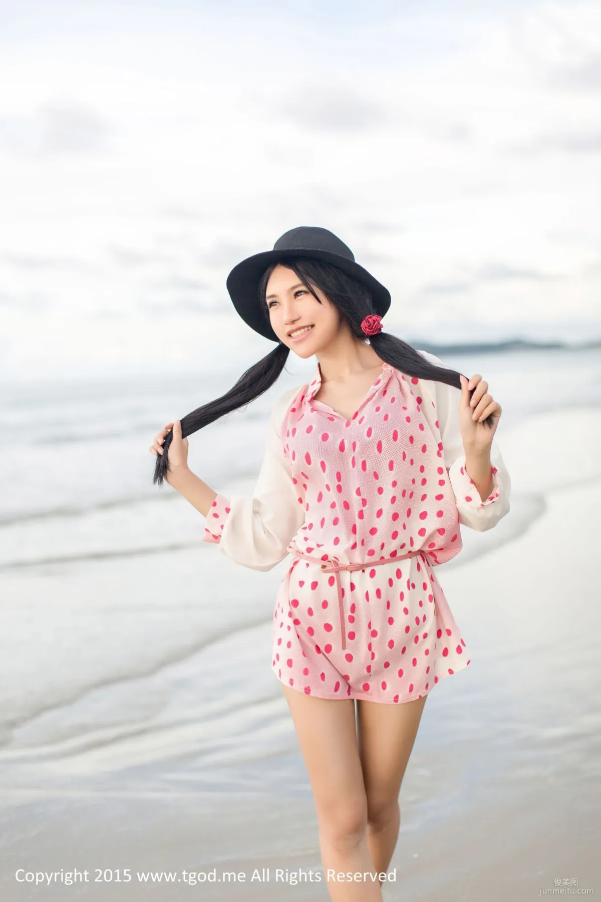 Qi Lijia: TGOD photo 2