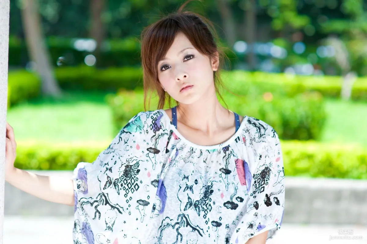 台灣網絡紅人果子MM《台大外拍》第6部 寫真集 59
