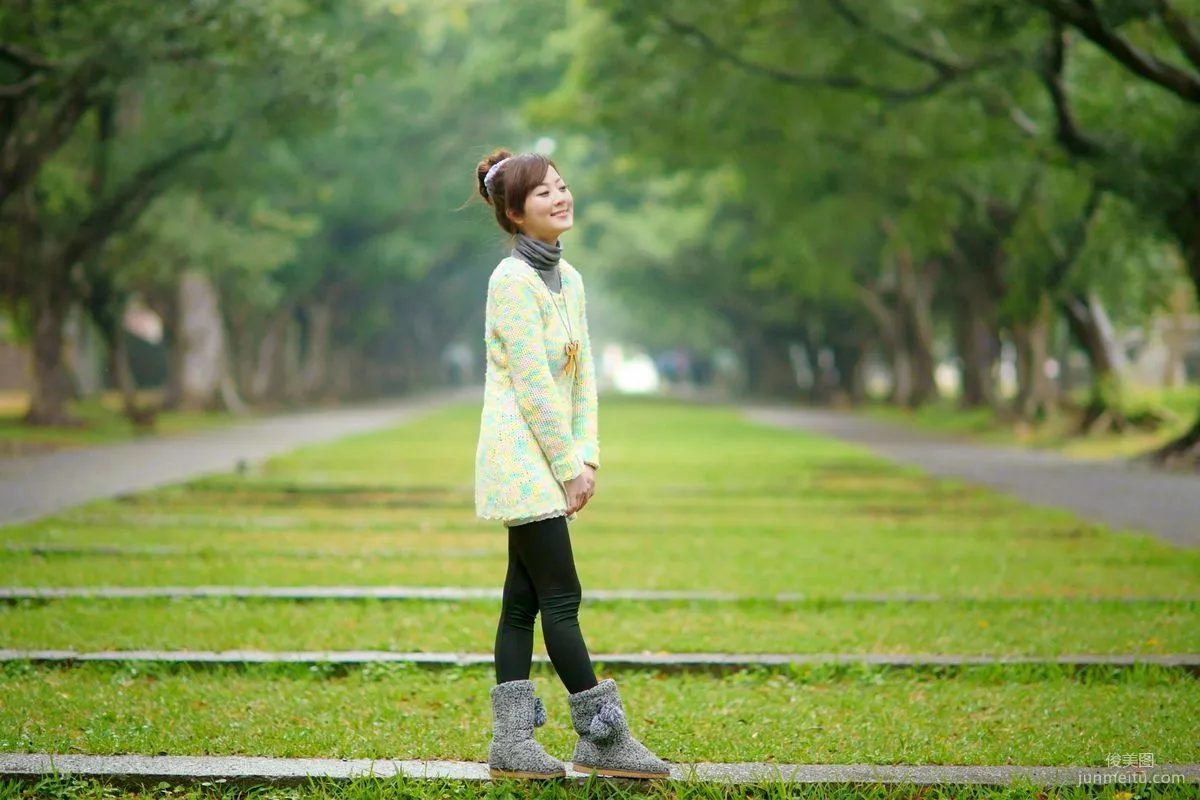 Guozi MM, Zhang Yunfei, Tunghai University Outdoor Shoot Photo Set photo 18