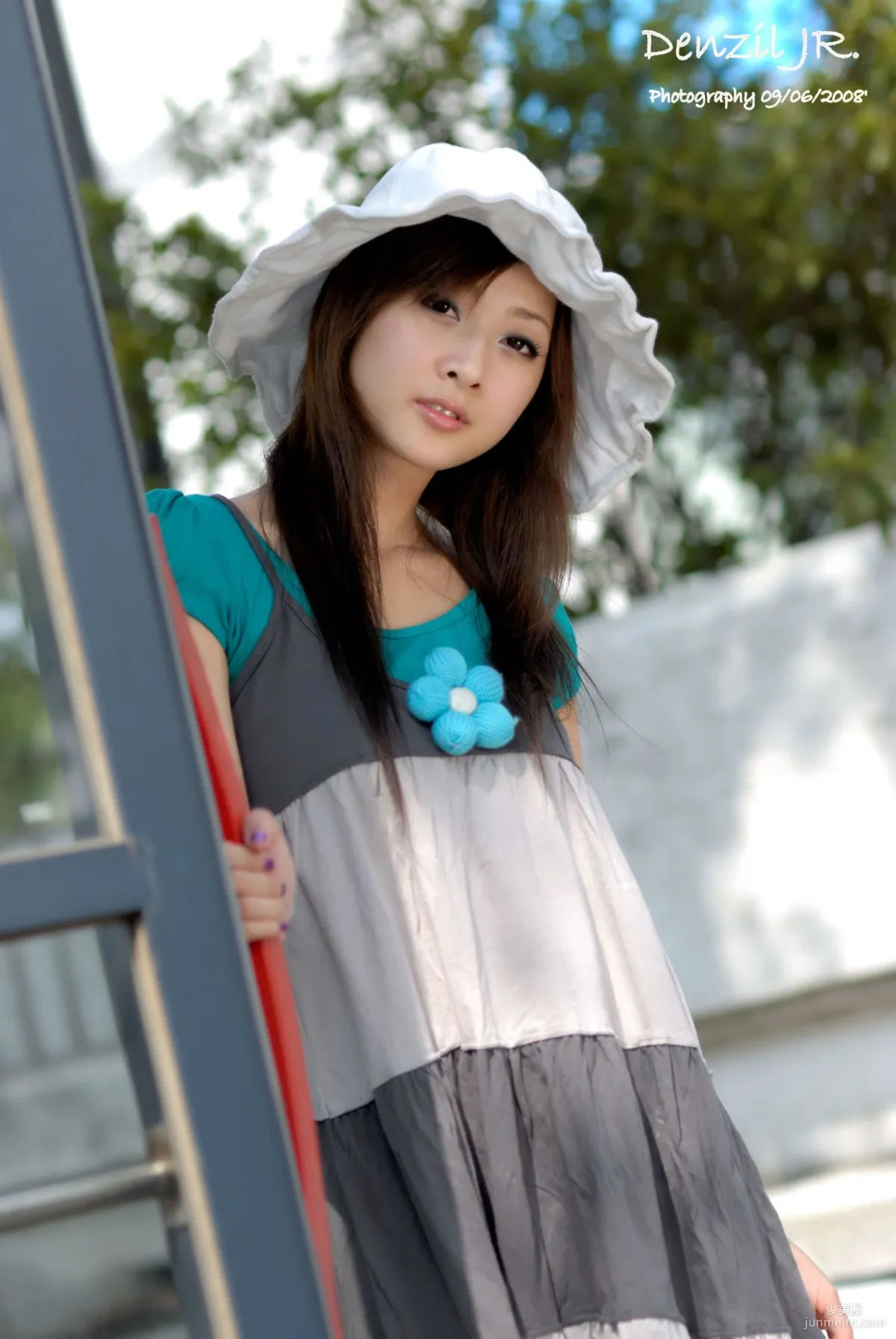 果子MM/張允霏《Lovely 果子 Fruit with Barbie Attire》寫真集 2