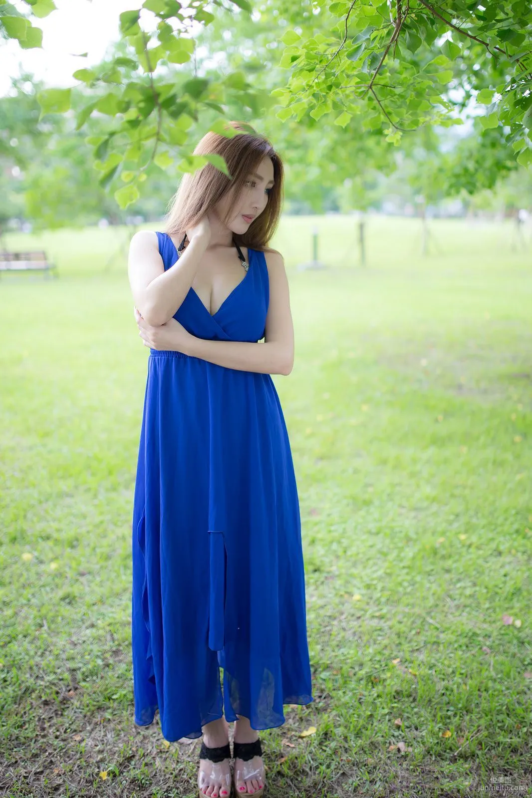 Taiwan Zhao Yun Syuan "Top Grade Blue Long Dress Goddess" Photo Set photo 21
