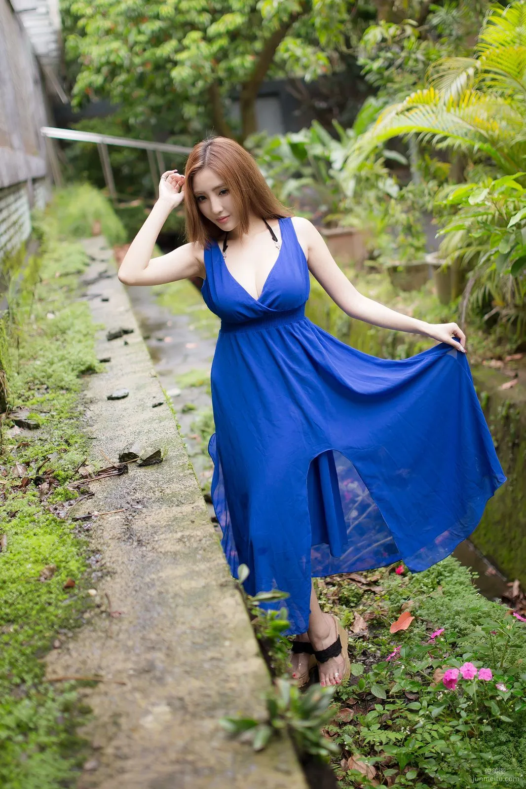 Taiwan Zhao Yun Syuan "Top Grade Blue Long Dress Goddess" Photo Set photo 3