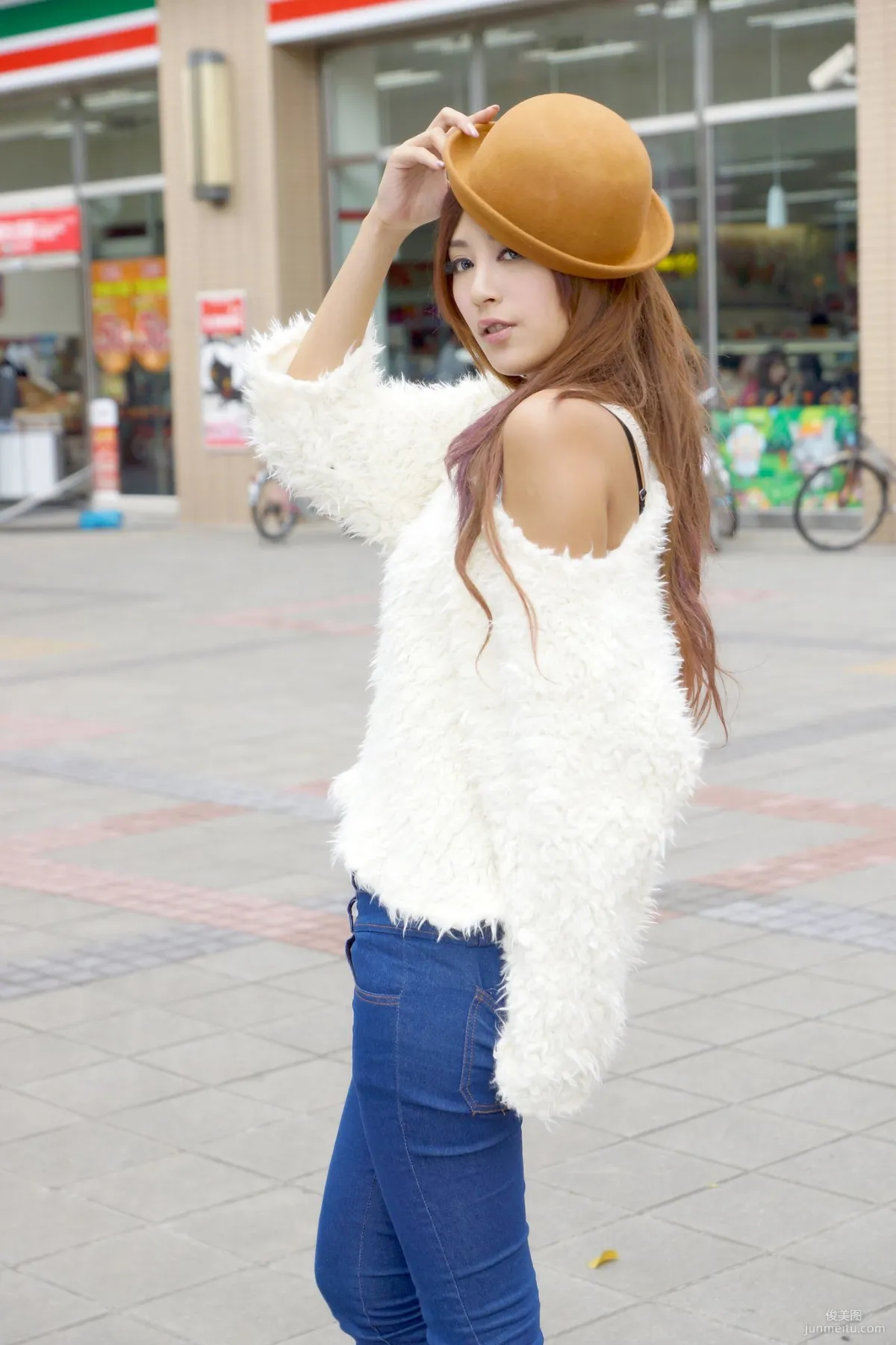 Xia Qing: Web Idols photo 8