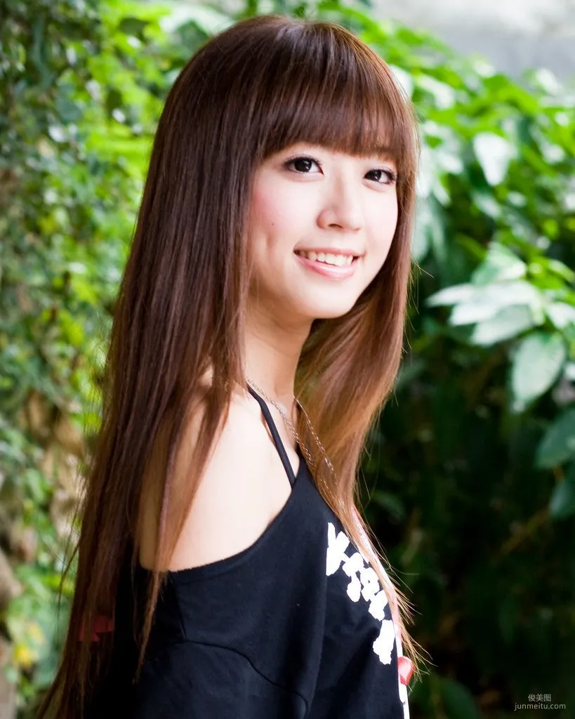 Taiwan Beauty Hongshi/Hong Shihan 'Fresh and Sweet Outdoor Shoot' Photo Set photo 11