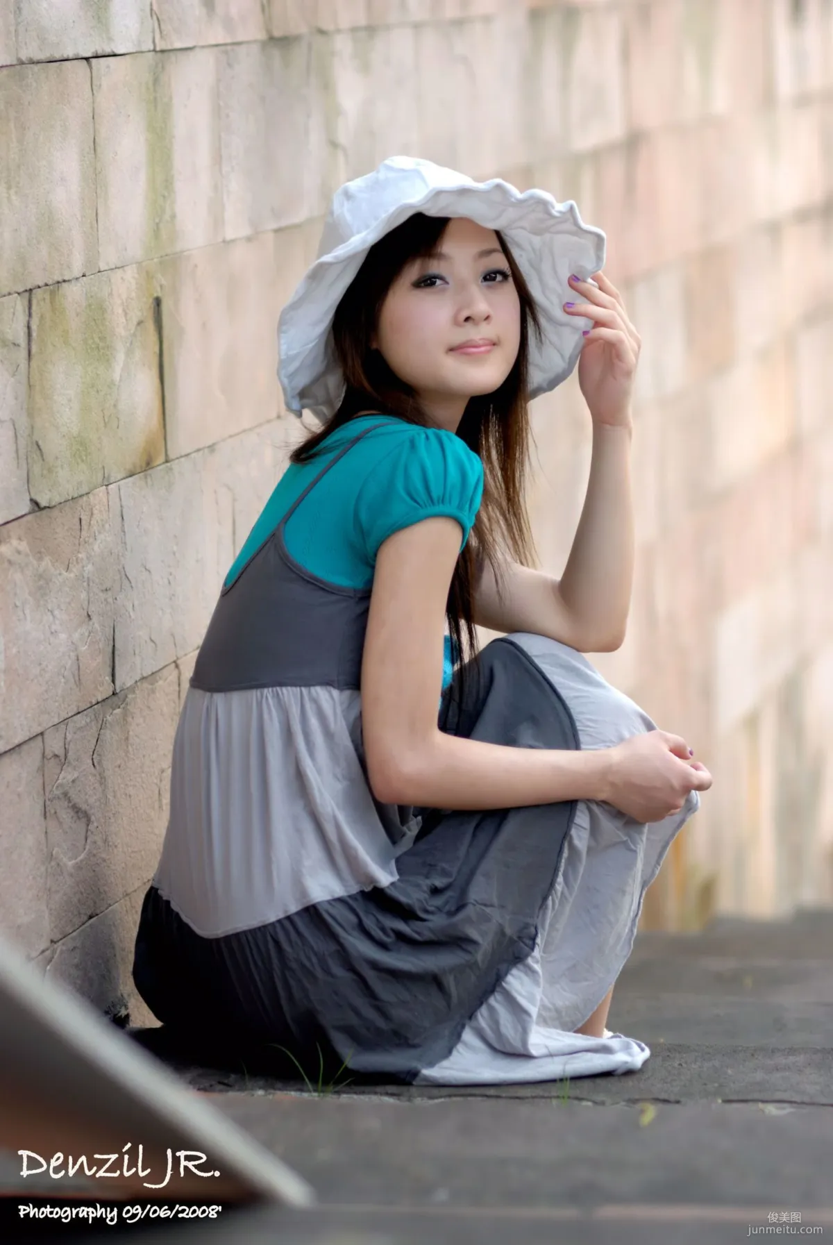 果子MM/張允霏《Lovely 果子 Fruit with Barbie Attire》寫真集 33
