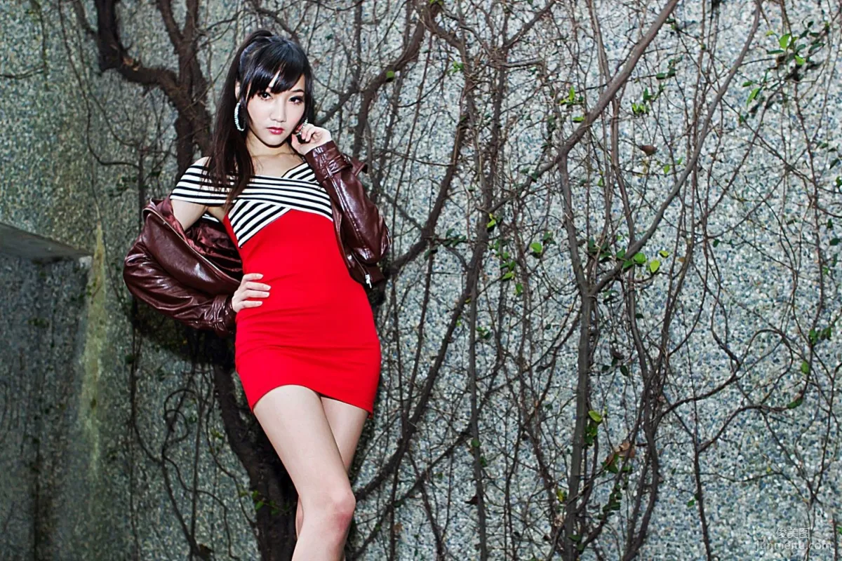 Taiwan Leg Model Tina Chen Siting, American Street, Street Snap Photo Set photo 29