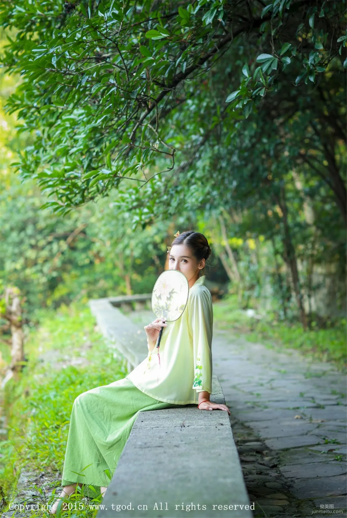 Aixi Ice: TGOD photo 3