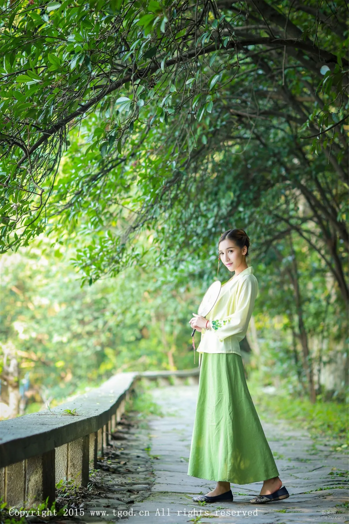 Aixi Ice: TGOD photo 8