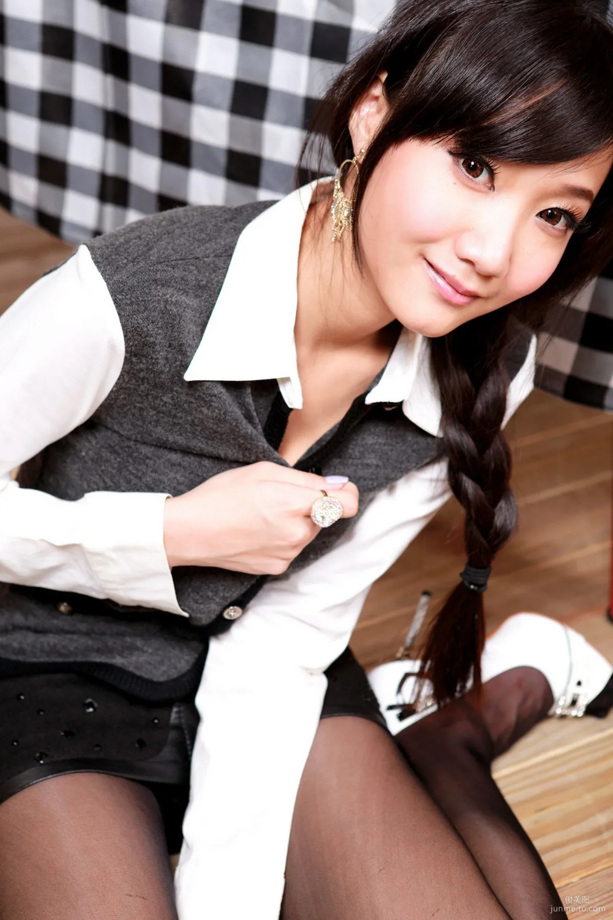 Tina Li Shuang Black Stockings Street Snap Photos Photo Collection photo 28