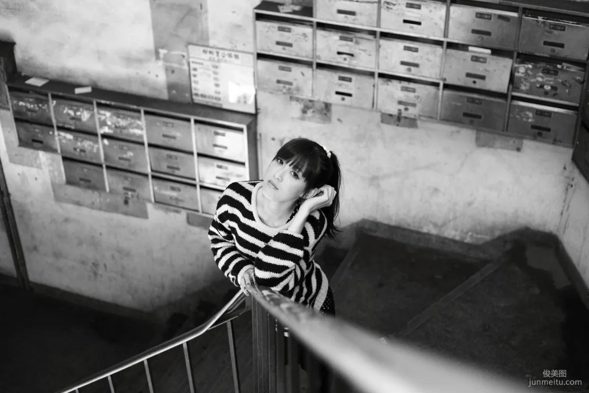 Taiwan Model Kila Jingjing / Jin Yunqiao, 4 Street Snap Series Photos Collection photo 35