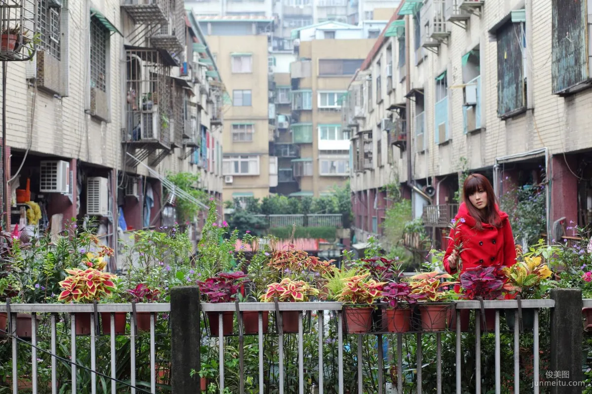 Taiwan Model Kila Jingjing / Jin Yunqiao, 4 Street Snap Series Photos Collection photo 13