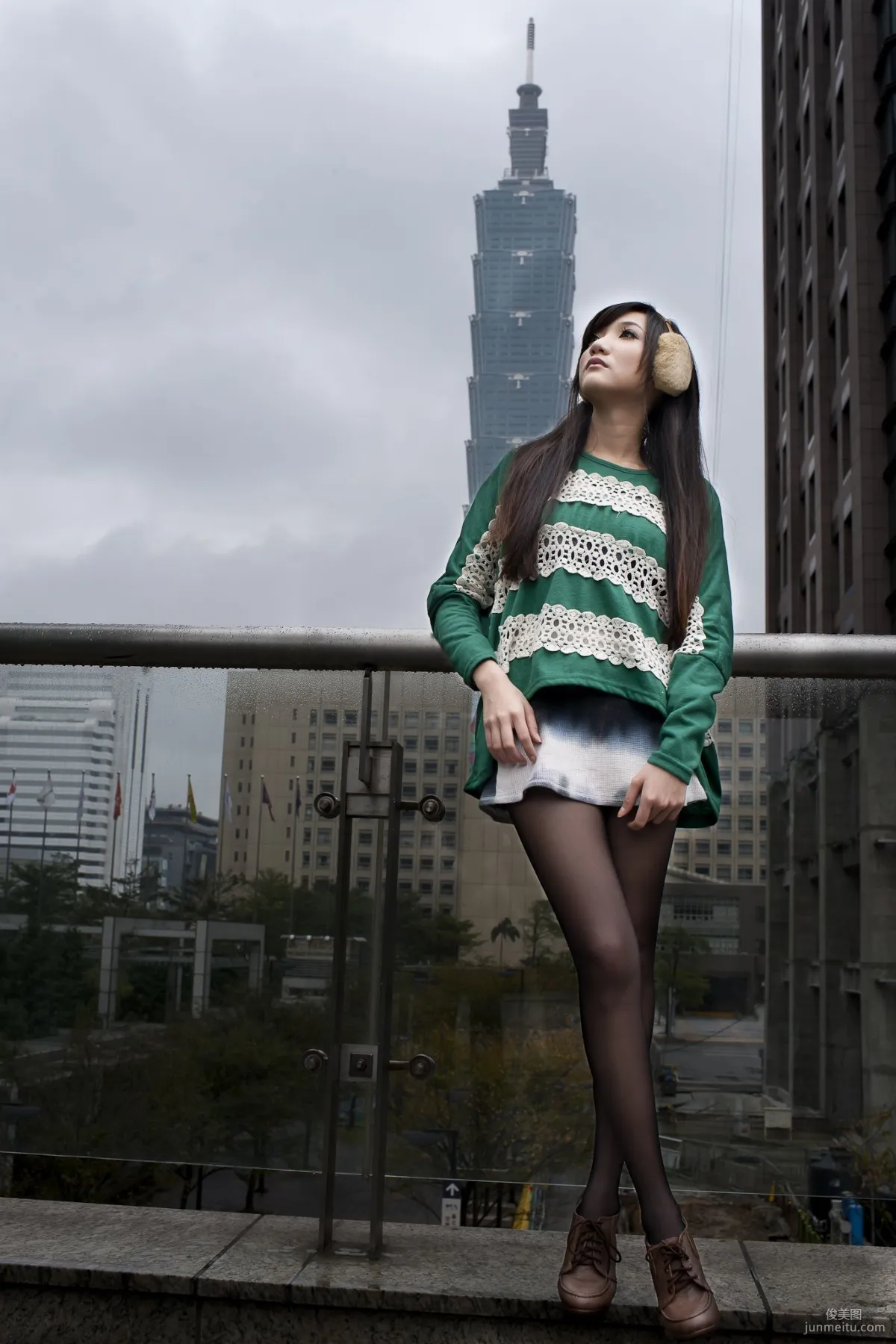 Tina Li Shuang Black Stockings Street Snap Photos Photo Collection photo 19