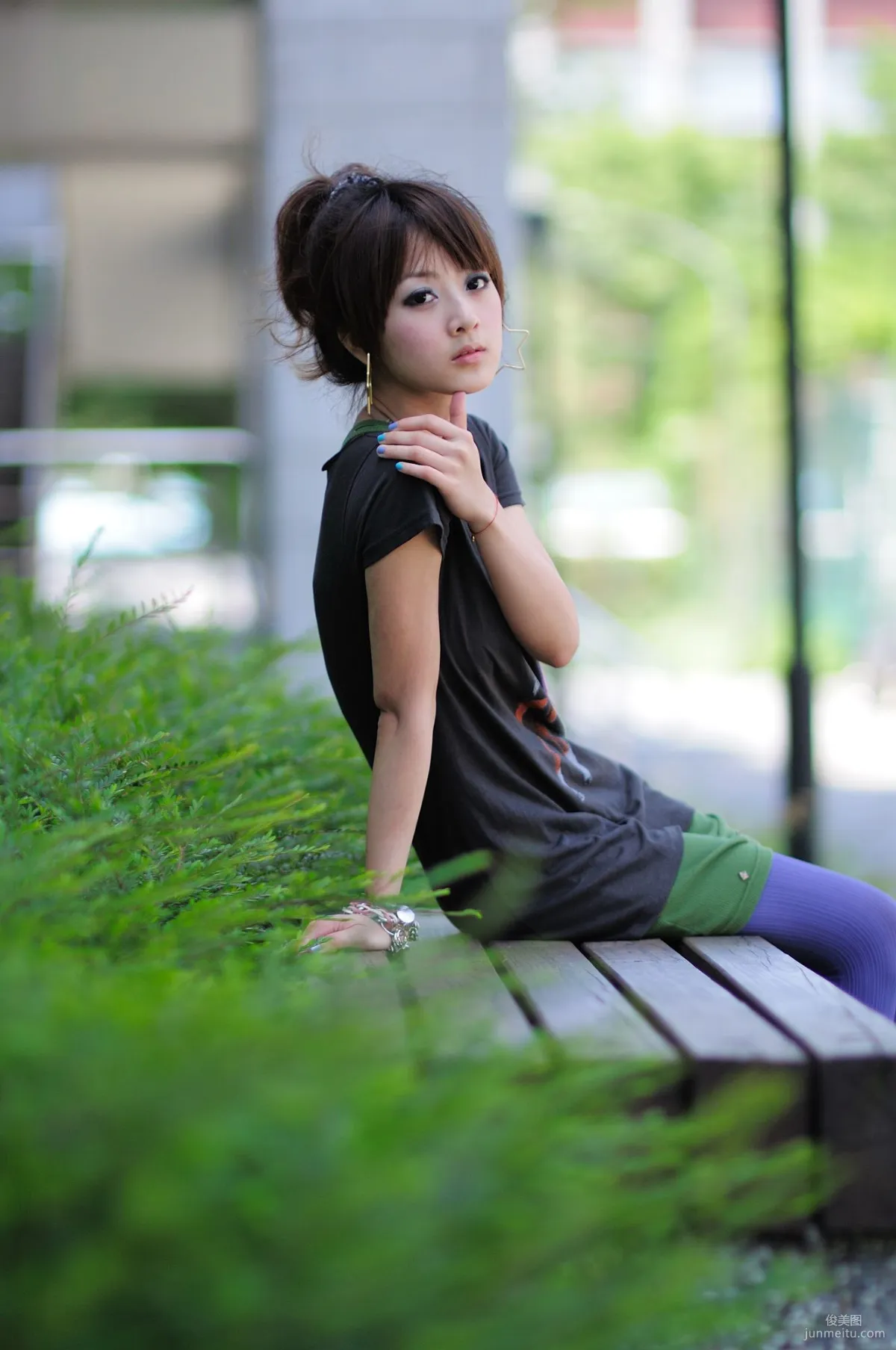 果子Mikako《台大法商學院外拍》寫真集 40