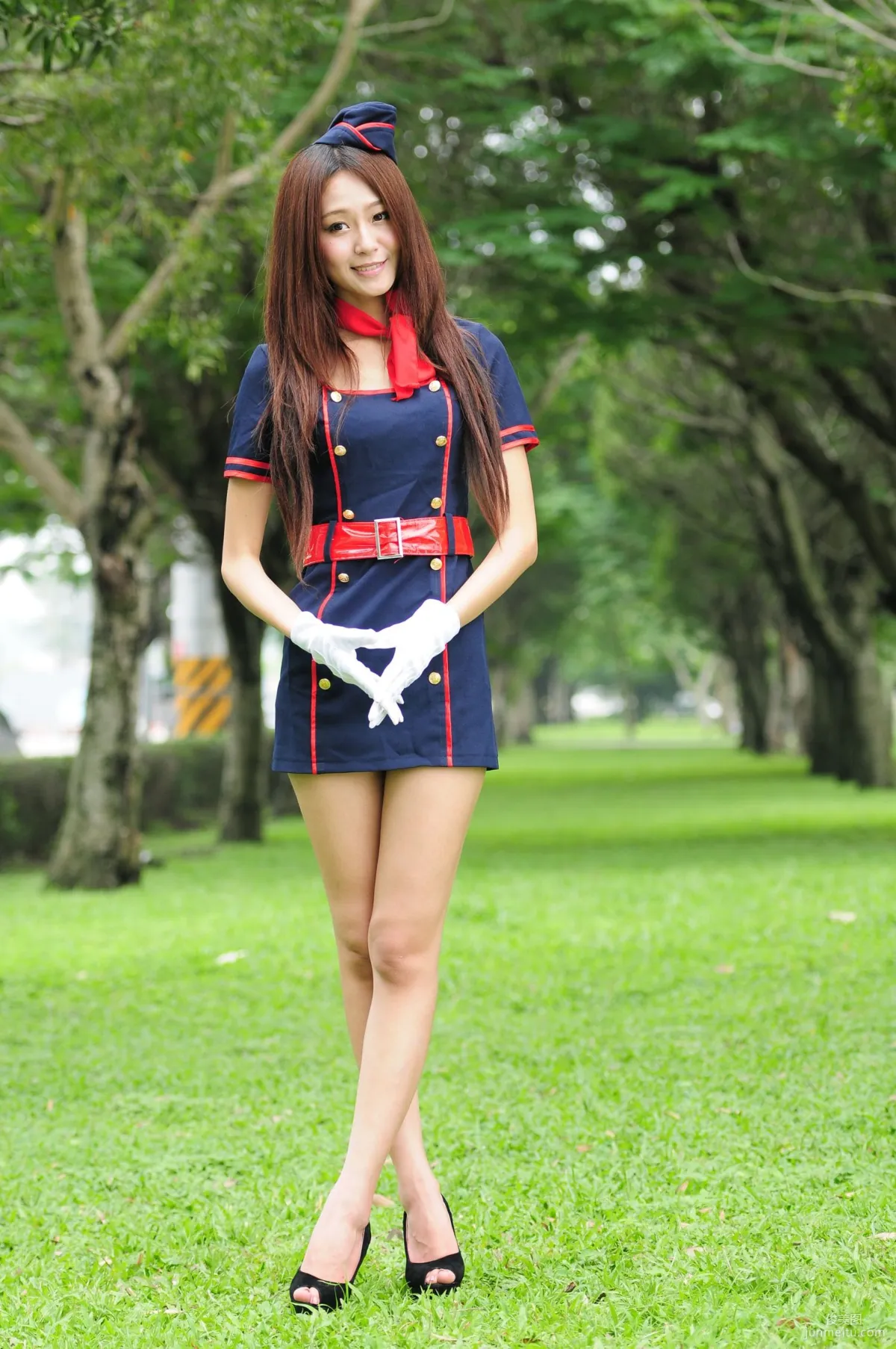 Winnie小雪/莊詠惠《小清新校服外拍》寫真集 6