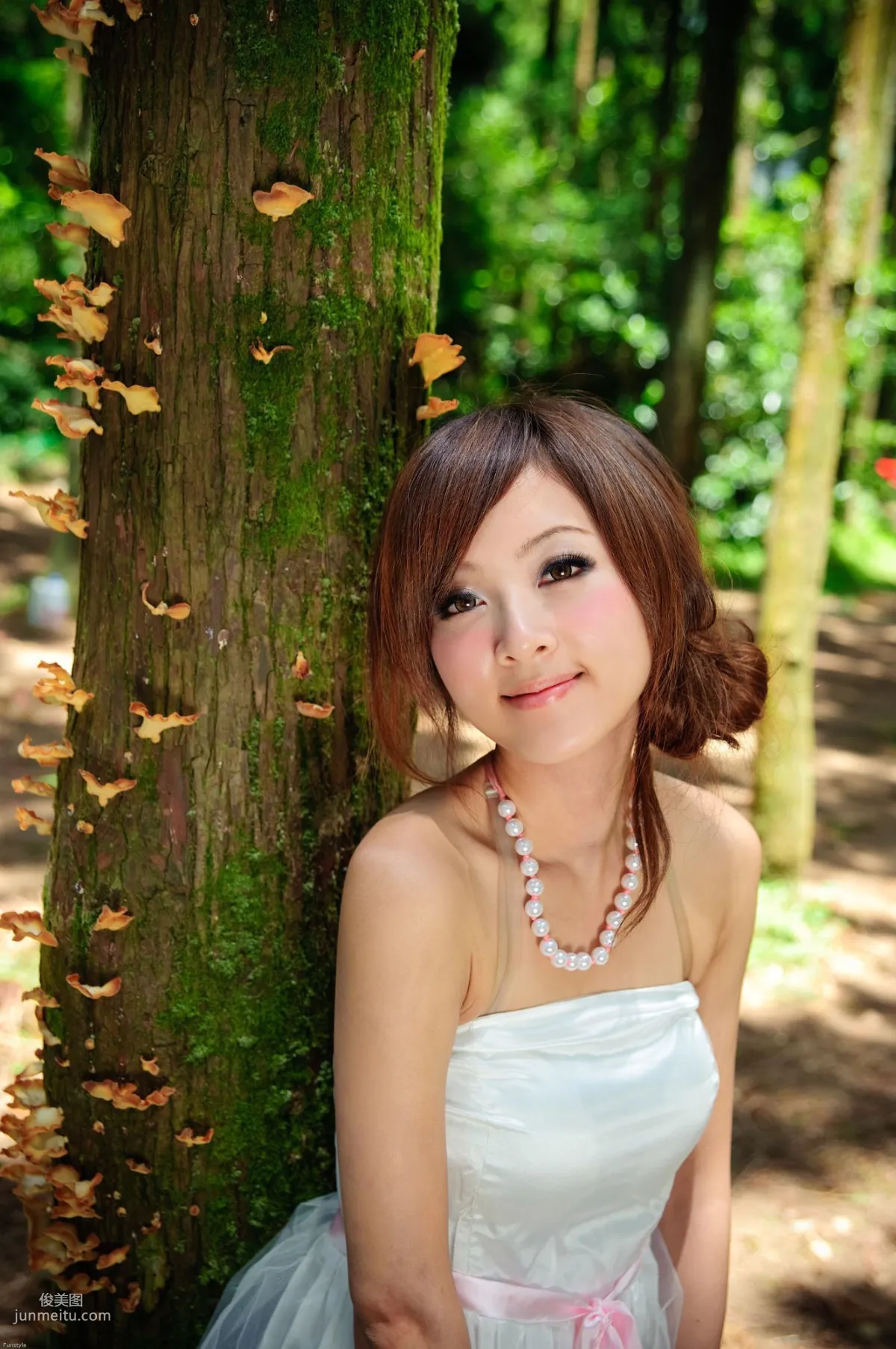 Guo Zi MM/Mikako White Waltz + Black Obsession Outdoor Photo Set photo 67