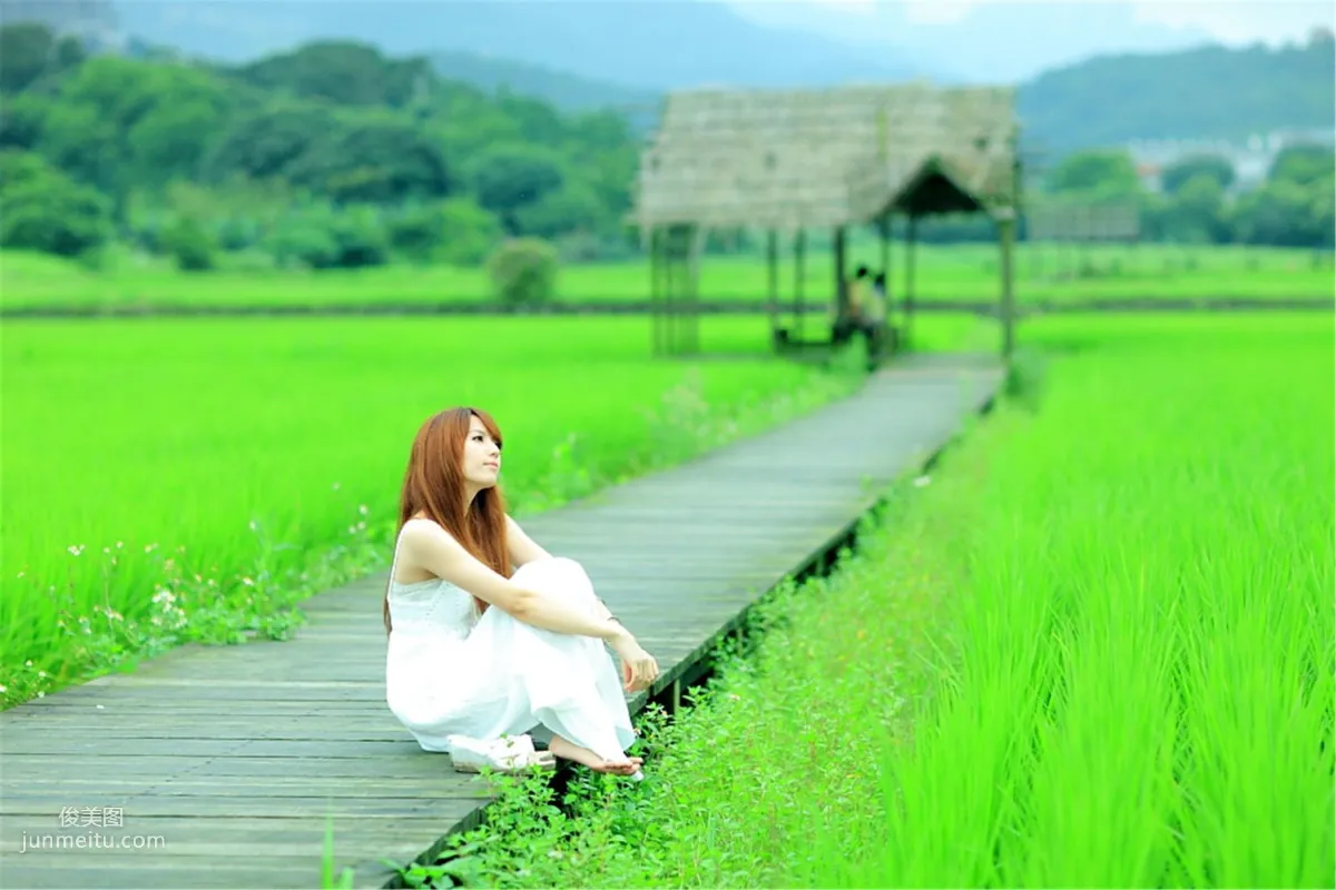 Xiao Jing: Web Idols photo 7