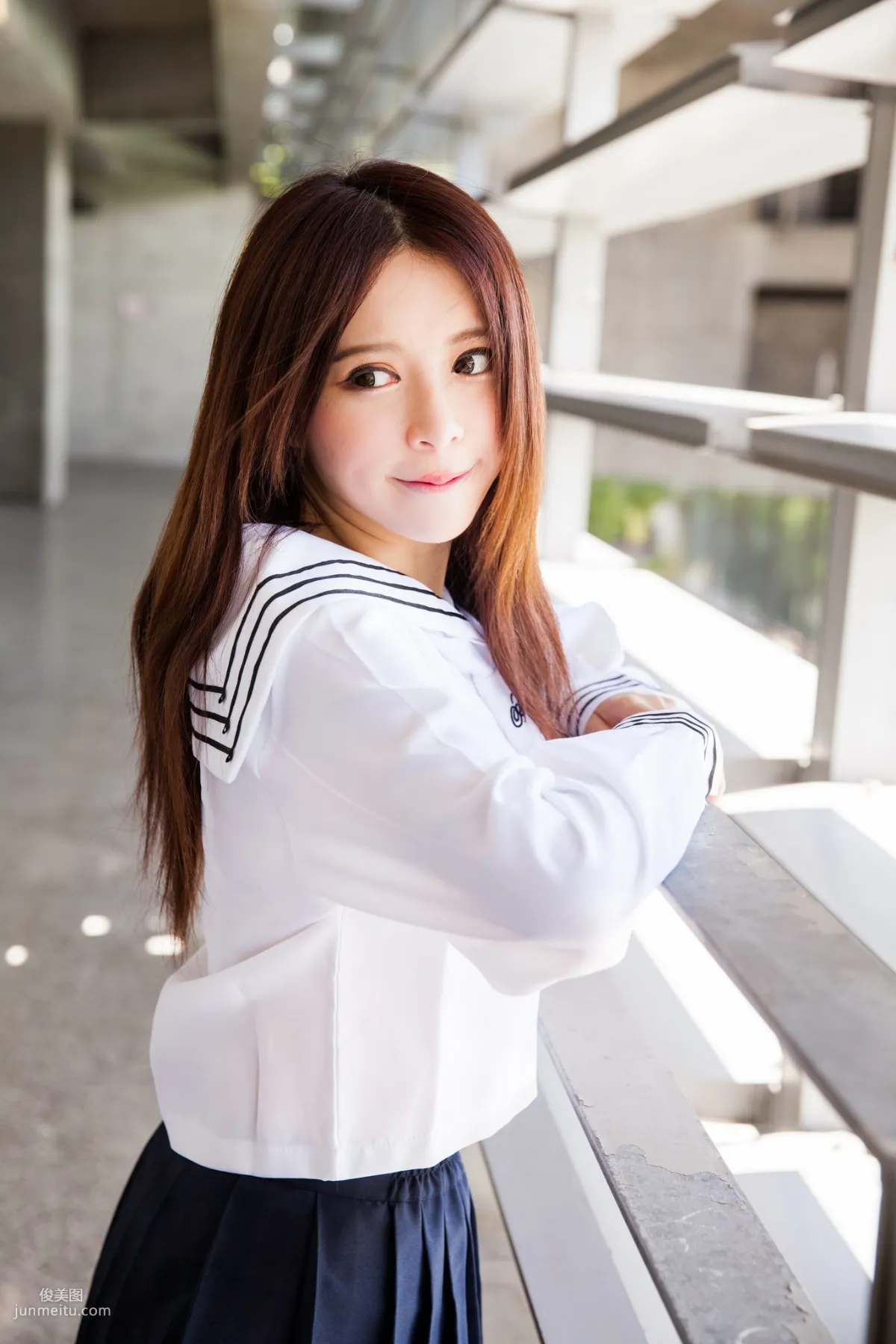 台灣美女張齊郡JULIE《長筒襪校服少女》寫真集 23