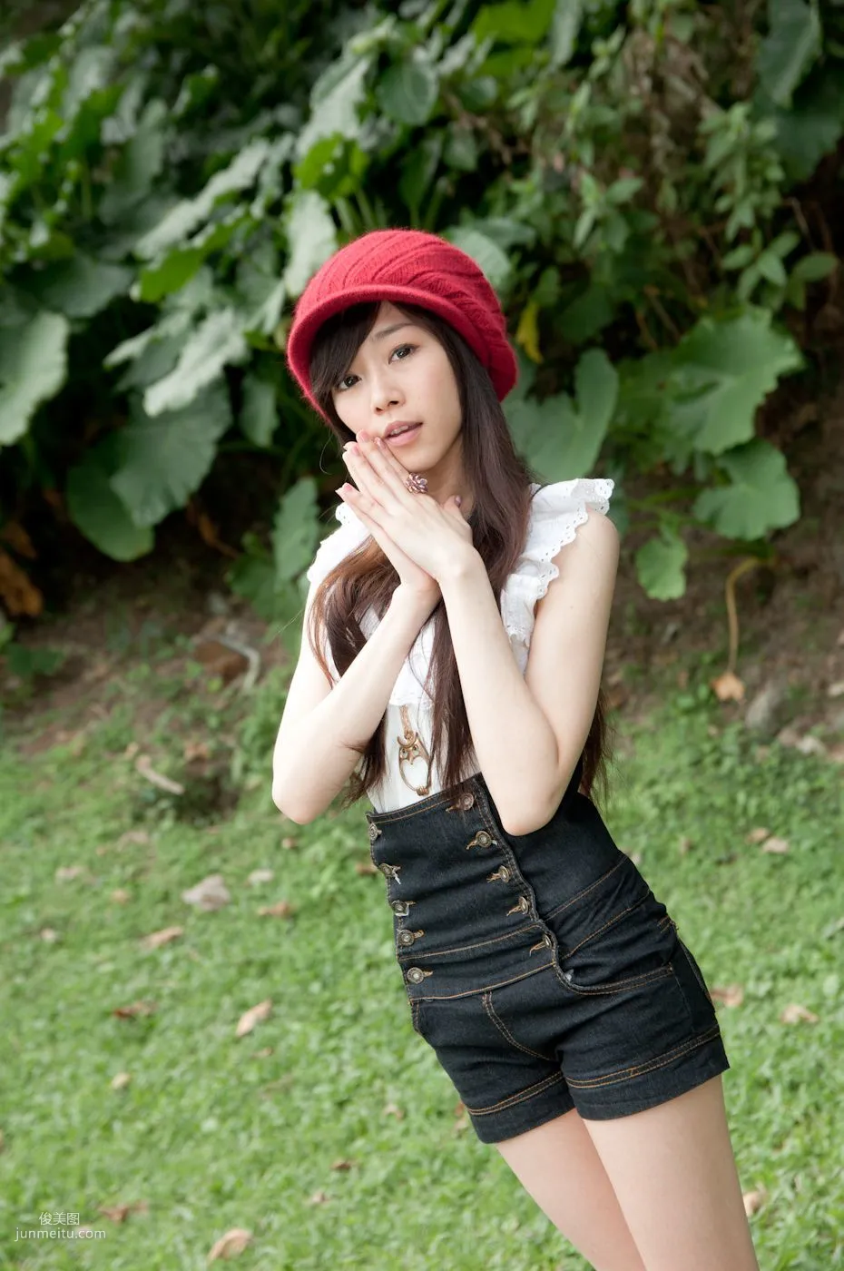 Taiwan Pure Beauty Mika Water Museum Street Snap Photo Set photo 64