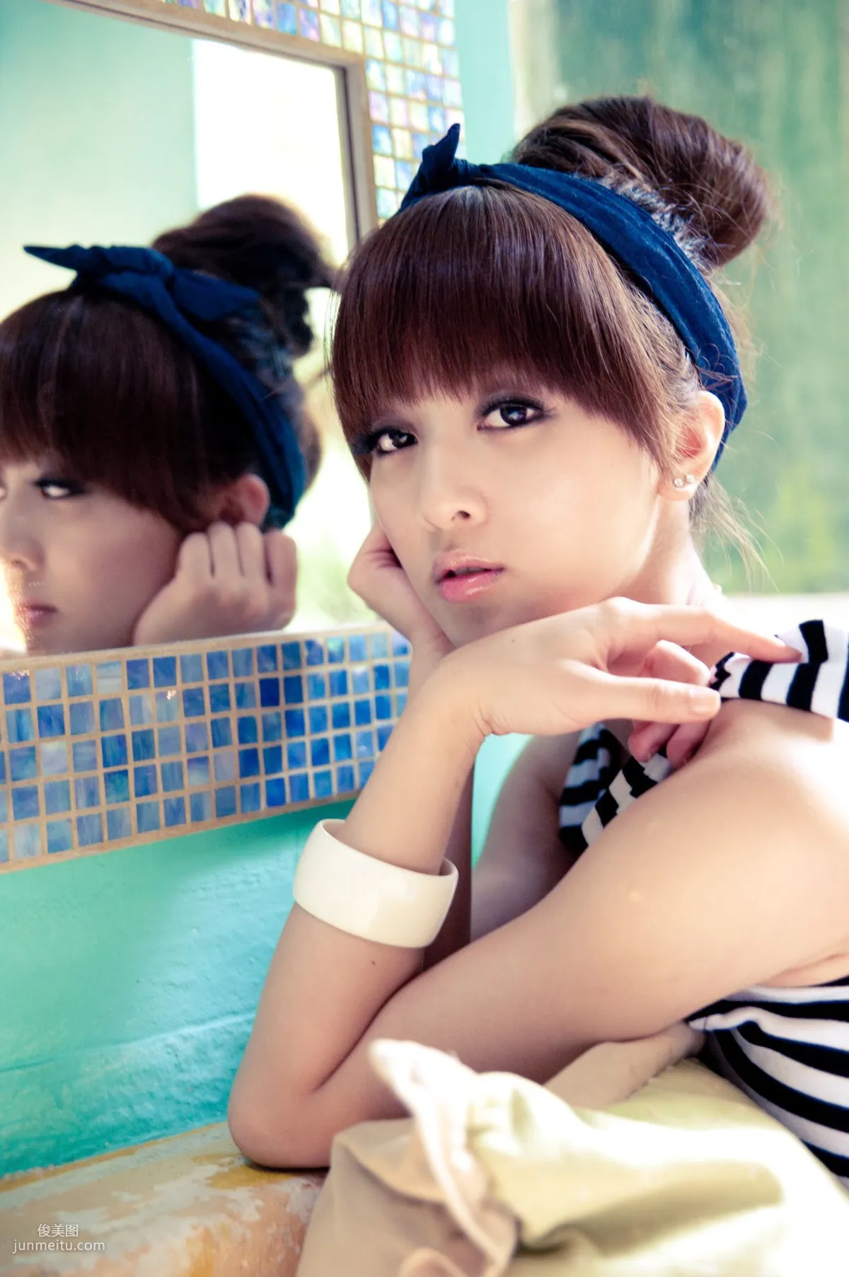 Zhang Kaijie / Mikako, Montmartre Cafe Outdoor Shoot Photo Set photo 68