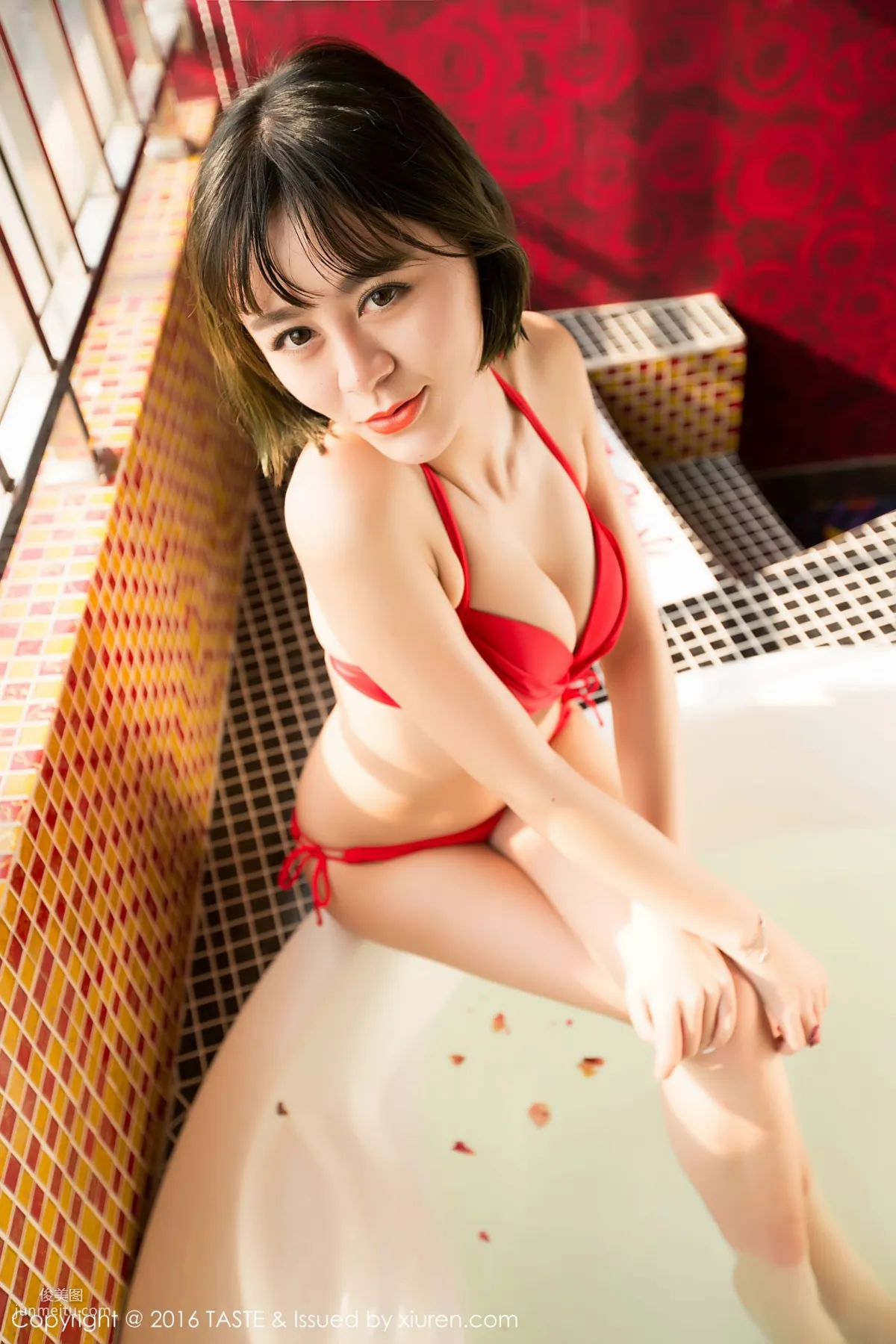Wang Mengmeng, Bikini Bathtub Wet Body, [Wanwei Life] Vol.014 Photo Set photo 43