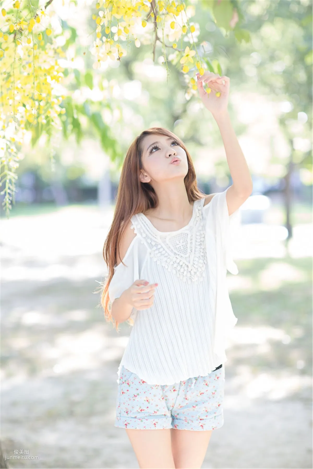 Ann Lv: Web Idols photo 4
