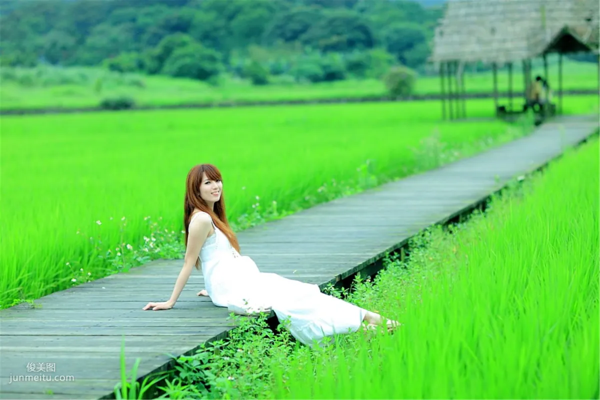 Xiao Jing: Web Idols photo 12