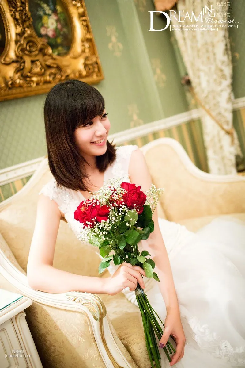 Taiwan Internet Celebrity Winnie Xiaoxue Qingjing Autumn Dream Moment Wedding Dress Chapter Photo Set photo 87