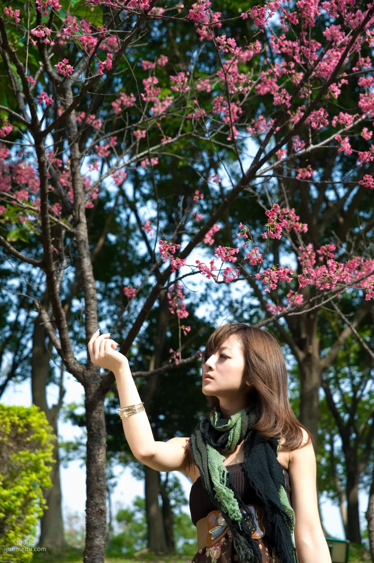 Guo Zi MM/Zhang Kaijie, Sisi South Village + Daan Forest Park Outdoor Shoot Photo Set photo 6