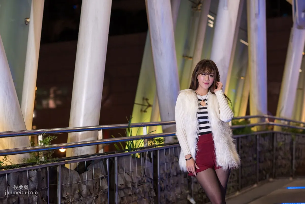 台湾美女夏晴MISO《圣诞外拍》写真集1