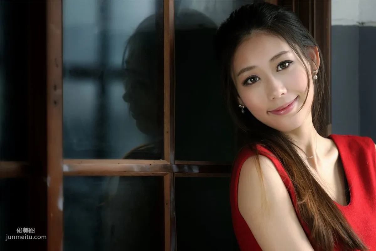 Taiwan Goddess Jia Beier "Aesthetic Fashion Outdoor Shoot" Photo Set photo 9