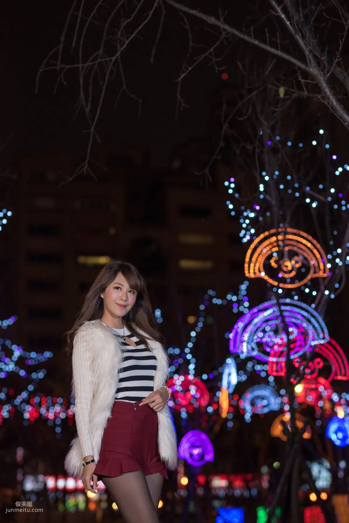 台湾美女夏晴MISO《圣诞外拍》写真集4