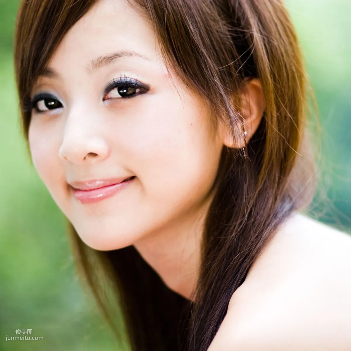 Mikako / Zhang Kaijie, Zhishan Garden, Aboriginal Park Outdoor Shoot Photo Set photo 61