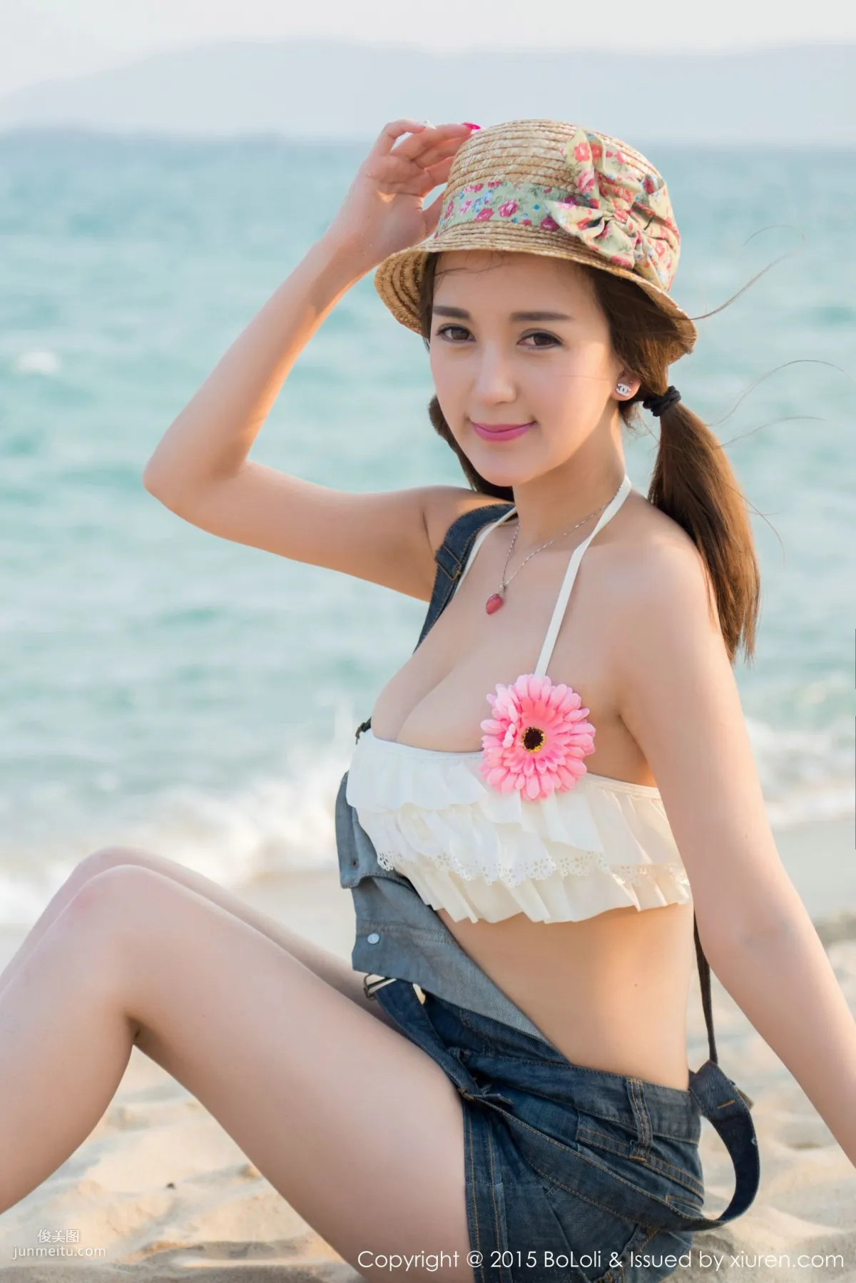 Monkey_Xiao Panshu Sanya Travel Shoot Cute and Beautiful Outdoor Shoot Series [Boluoshe] Vol.015 Photo Set photo 30