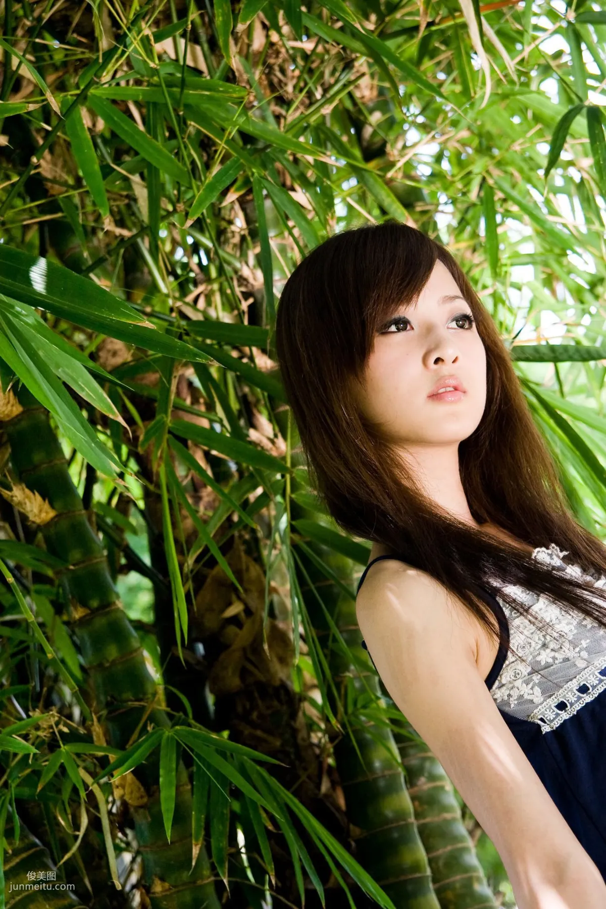 Mikako / Zhang Kaijie, Zhishan Garden, Aboriginal Park Outdoor Shoot Photo Set photo 49