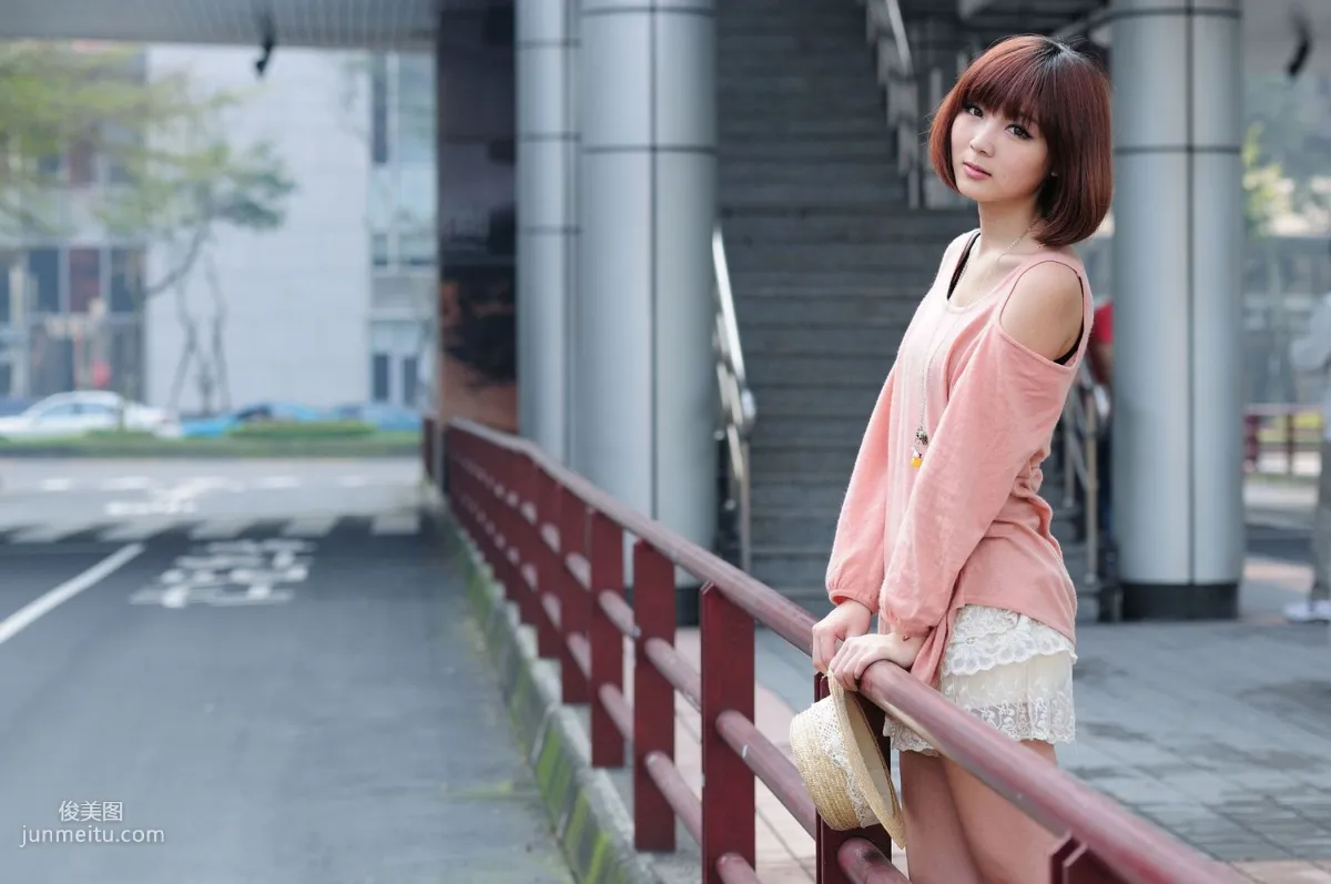 Short-Haired Beauty Xiaozhu patty, 2 Sets of Fresh Street Snap Photo Set photo 2