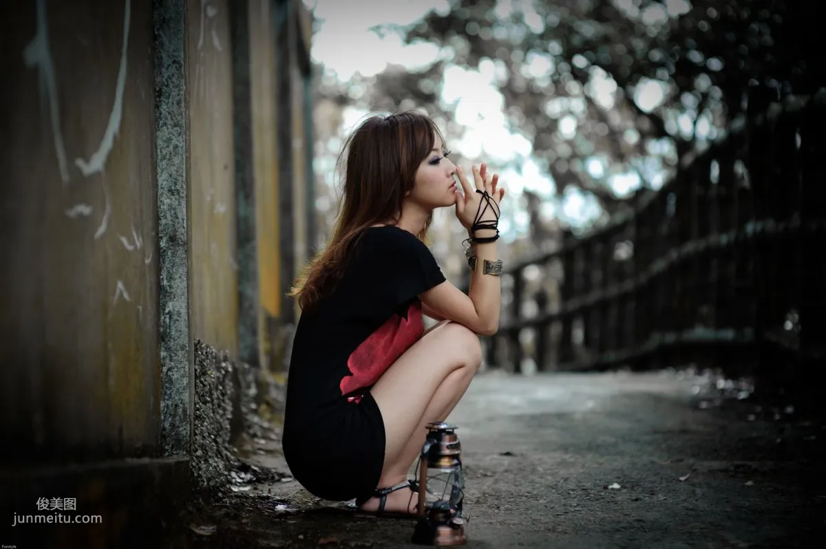 Guo Zi MM/Mikako White Waltz + Black Obsession Outdoor Photo Set photo 75