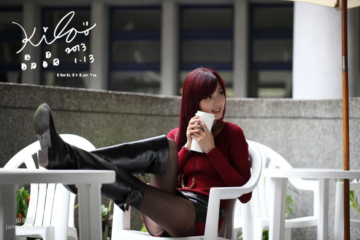 Jin Yunqiao/Kila Jingjing, Black Stockings Suit Skirt Street Snap Photo Set photo 21