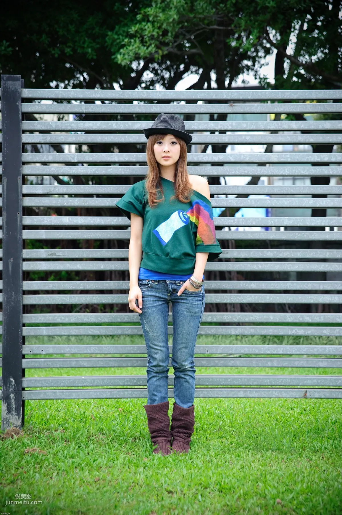 果子Mikako、Minako《台大外拍》第1部 写真集22