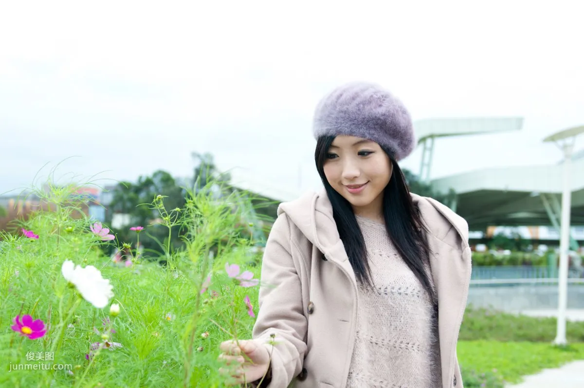 Taiwan Beauty Jiawen Yuanshan Outdoor Shoot Photo Set photo 35