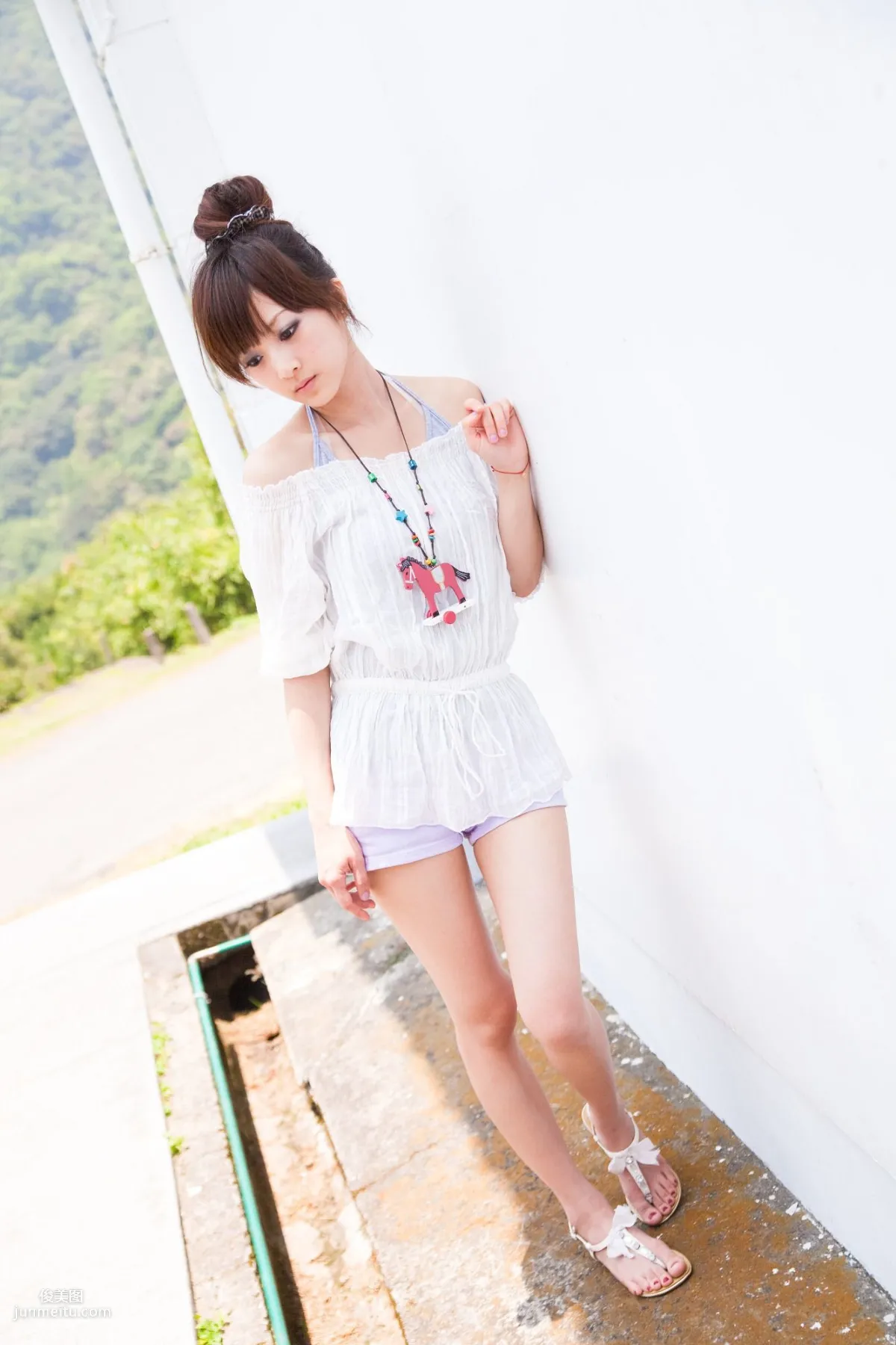Taiwan Beauty Guo Zi MM Yangmingshan US Military Dormitory Outdoor Shoot Part 2 Photo Set photo 22
