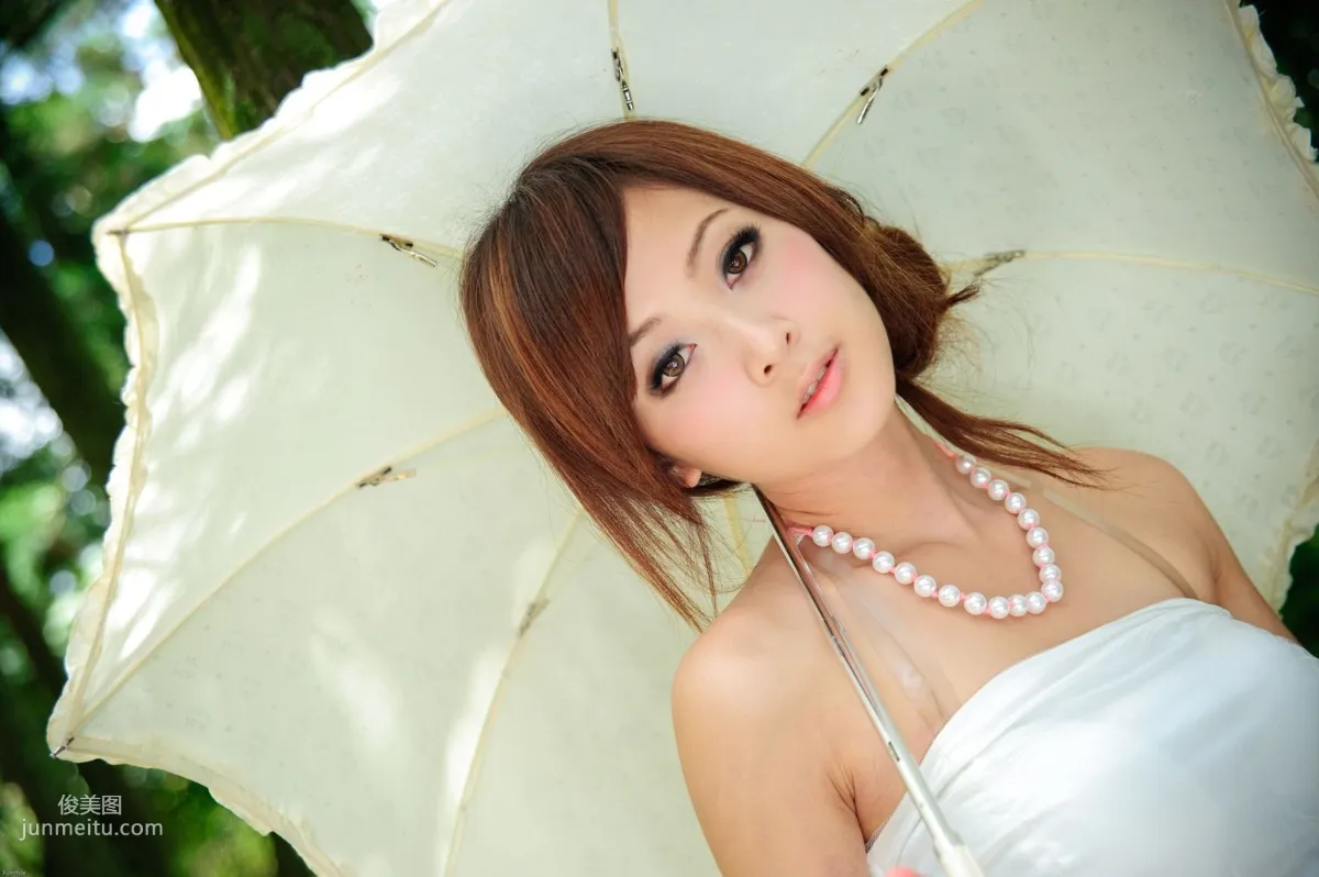 Guo Zi MM/Mikako White Waltz + Black Obsession Outdoor Photo Set photo 64