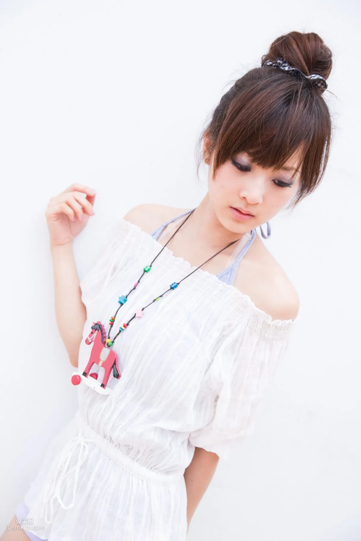 Taiwan Beauty Guo Zi MM Yangmingshan US Military Dormitory Outdoor Shoot Part 2 Photo Set photo 23