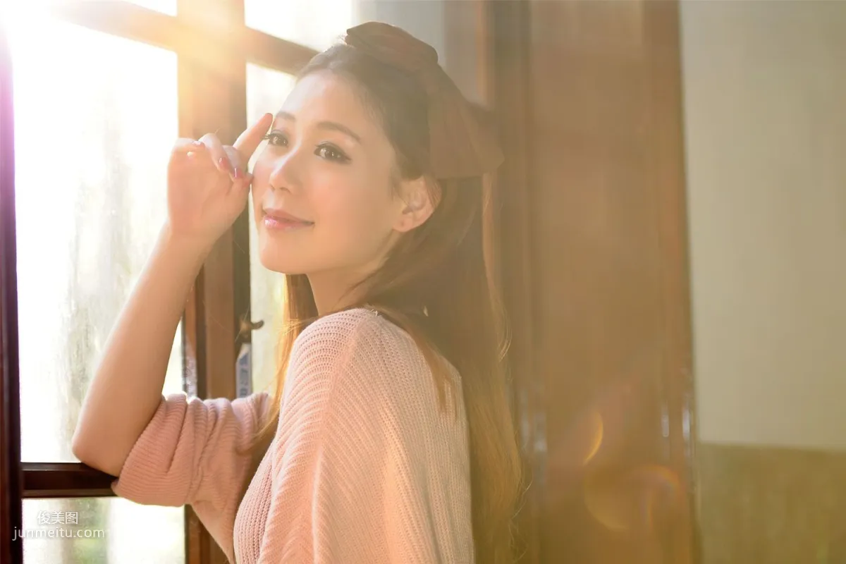 Taiwan Goddess Jia Beier "Aesthetic Fashion Outdoor Shoot" Photo Set photo 7