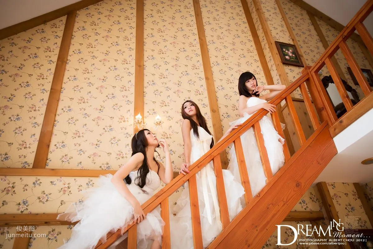 Taiwan Internet Celebrity Winnie Xiaoxue Qingjing Autumn Dream Moment Wedding Dress Chapter Photo Set photo 113