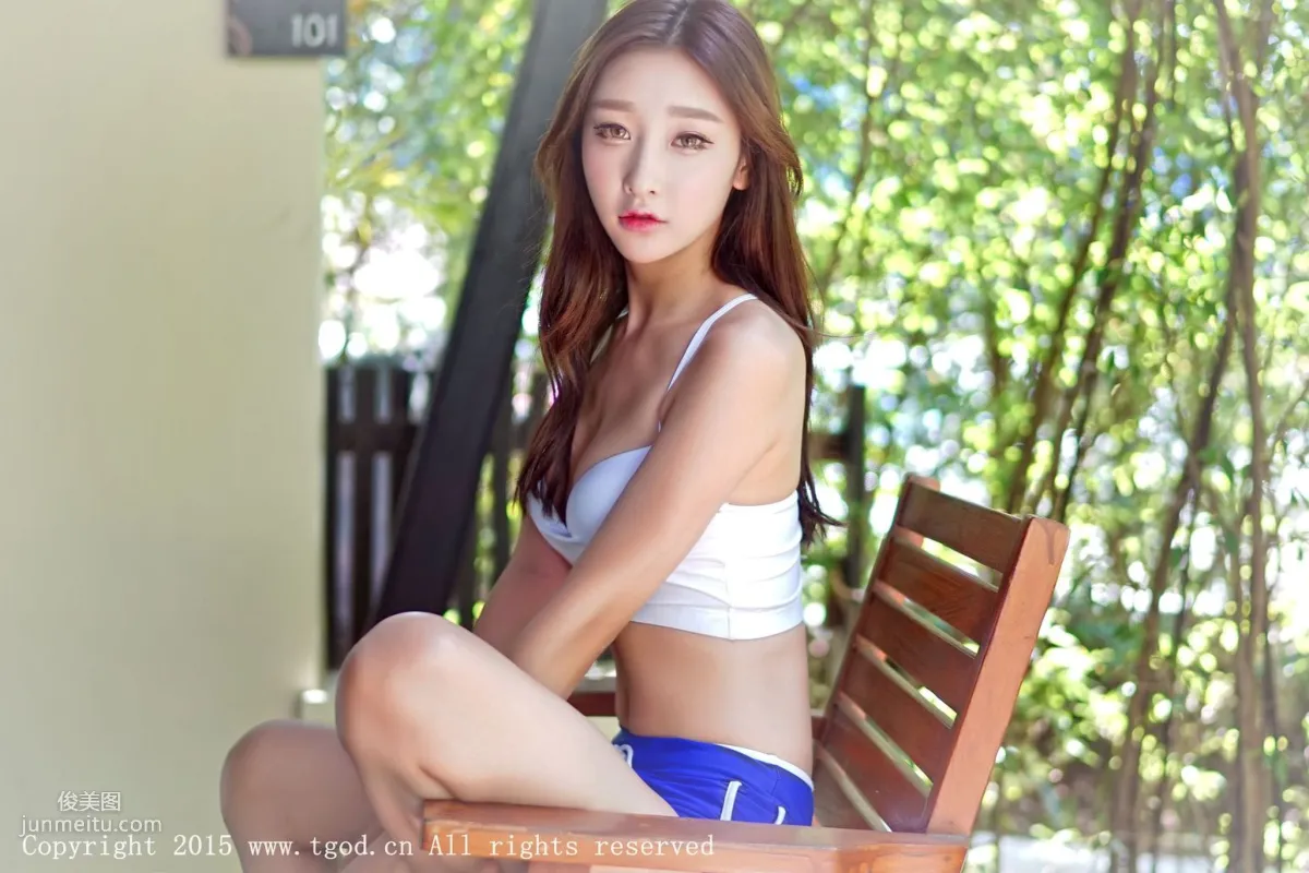 Li Xiaoqiao JoJo, Jungle Adventure with the Goddess [TGOD] Photo Set photo 7