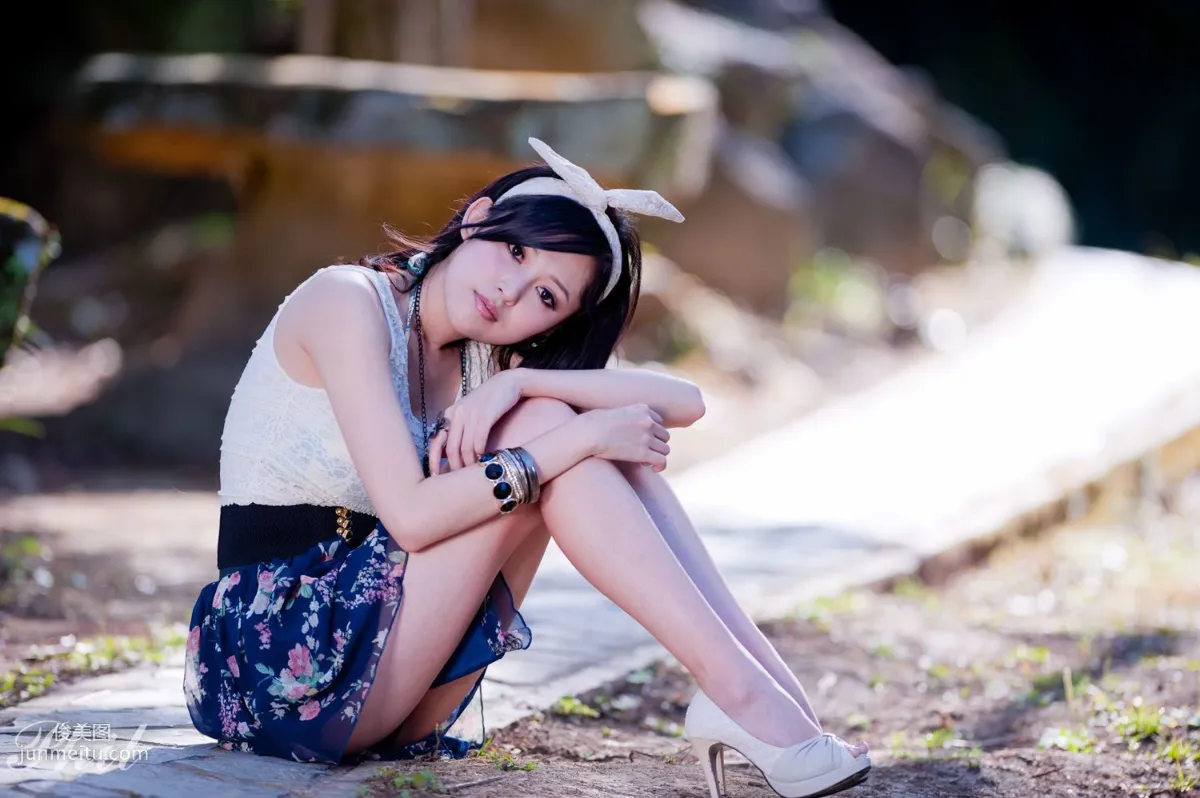 Beautyleg Leg Model Avy Dress Park Outdoor Shoot Photo Set photo 52