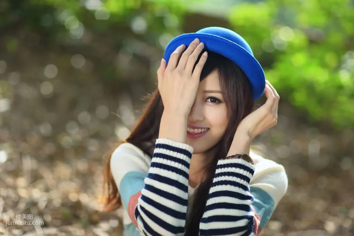 Taiwan Beauty Liang Yi-chan, Shuangxi Park Outdoor Shoot Photo Set photo 14