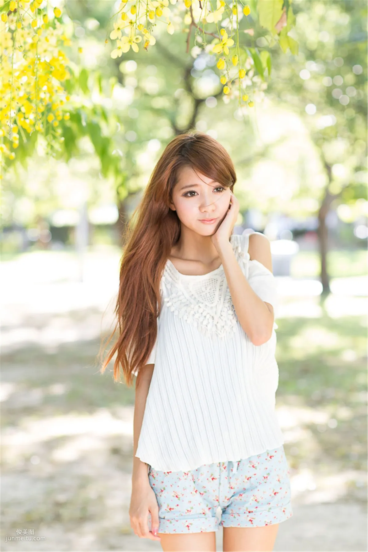 Ann Lv: Web Idols photo 6
